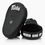 Handpads Fairtex Gemaximaliseerde FMV13 Nero-Combat Arena