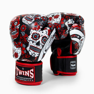 Gants de Muay Thai Twins Special FBGVL 3 Skull Rouge 