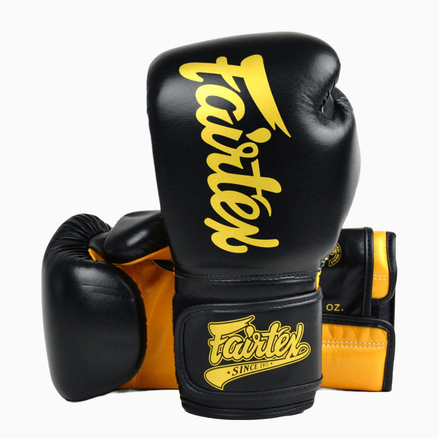 Gants de Muay Thai Fairtex Super Sparring BGV18 Noir-or 