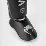 Scheenbeschermers Venum Challenger Zwart-zilver 