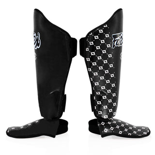 Protège-tibias Fairtex Compétition SP5 avec repose-pieds Noir 