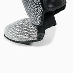 Protège-tibias avec semelle Adidas Pro Kickboxing WAKO Noir-blanc 