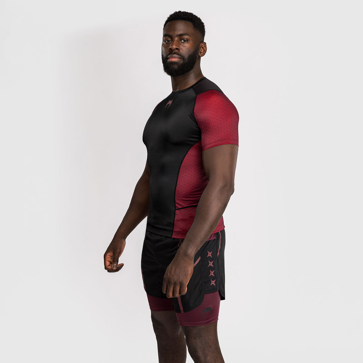 Body Glove Rash Guard Uomo A Maniche Lunghe - Maglia Protettiva UV - Rosso - Tessuto Flatlock In Poliestere E Spandex